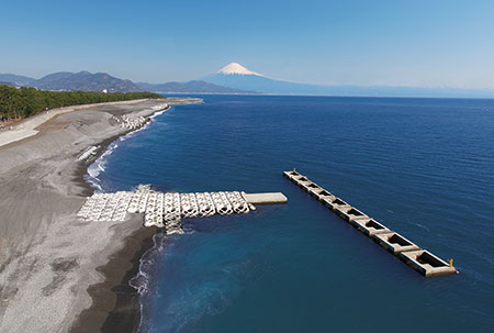 Construction of the Slag Shipment Berth for Nippon Steel & Sumitomo Metal Corporation