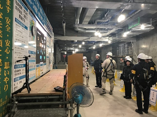 Tokyo Building Construction Branch: Emergency patrol for preventing heatstroke conducted by the Head of the Labor Standards Department, Tokyo Labor Bureau