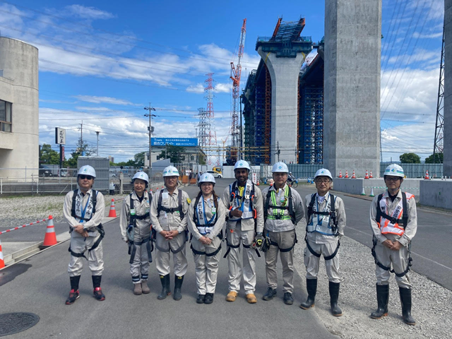 Singapore and Hong Kong Sales Offices: Safety training conducted in Tokyo for Staff Members from Singapore and Hong Kong