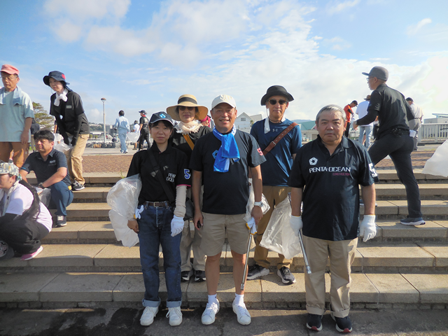 「第23回かごしま錦江湾サマーナイト大花火大会」ボランティア清掃に参加